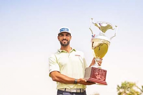 Tomas Bessa Guimaraes con il trofeo (Federico Capretti) 