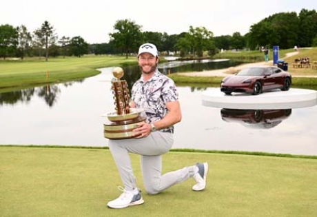 Kalle Samooja con il trofeo (Getty Images)